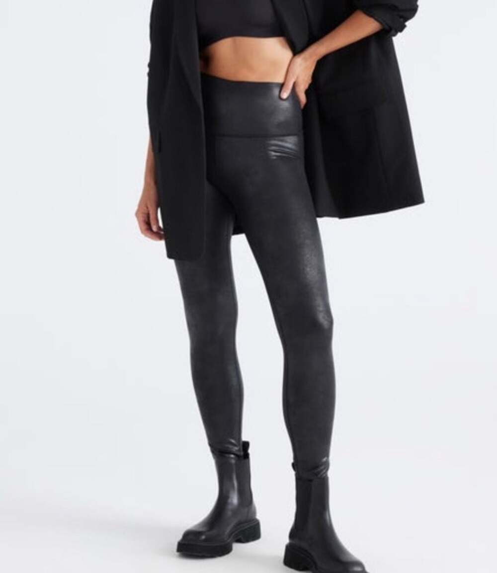 Knix x The Birds Papaya Faux Leather Sculpt Legging Black Large